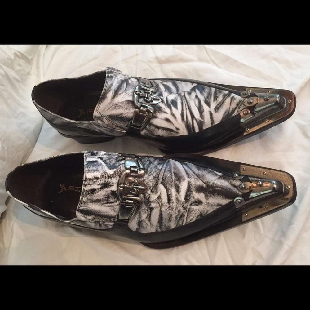 Men’s Fiesso shoes by Aurelio Garcia size 9